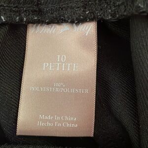 Women’s petite black pants size 10 elastic waist.